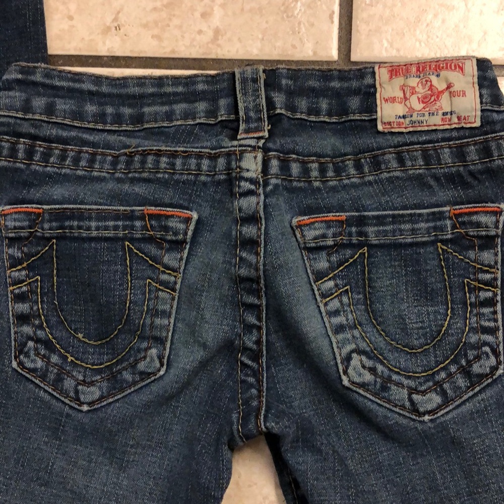 Women true religion distressed jeans 26/32